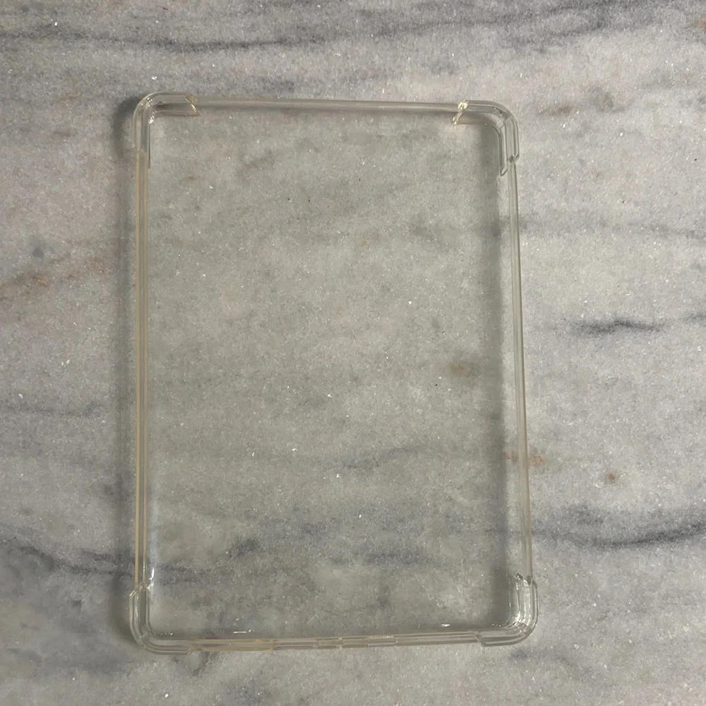 N/A clear transparent